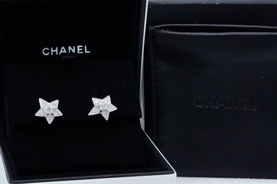 Chanel Comete 1.10ctw Diamond and 18K Earrings Auction