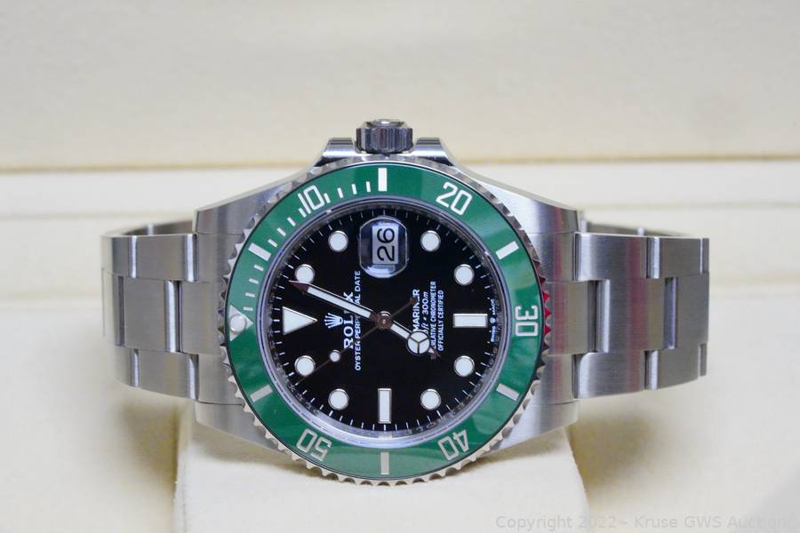 Rolex Submariner Date 126610LV 41mm Stainless Steel Watch Kermit Green  Bezel 2022