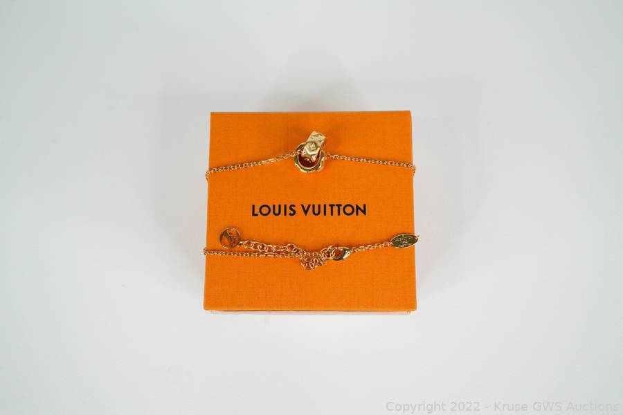 Louis Vuitton - Authenticated Nanogram Necklace - Metal Gold for Women, Never Worn