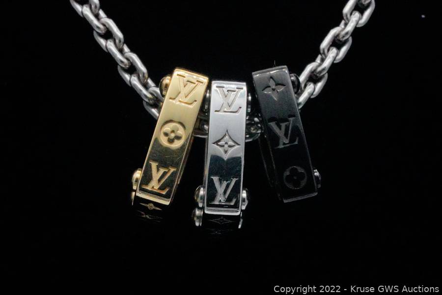 Louis Vuitton Monogram Bold Necklace (Never Worn)