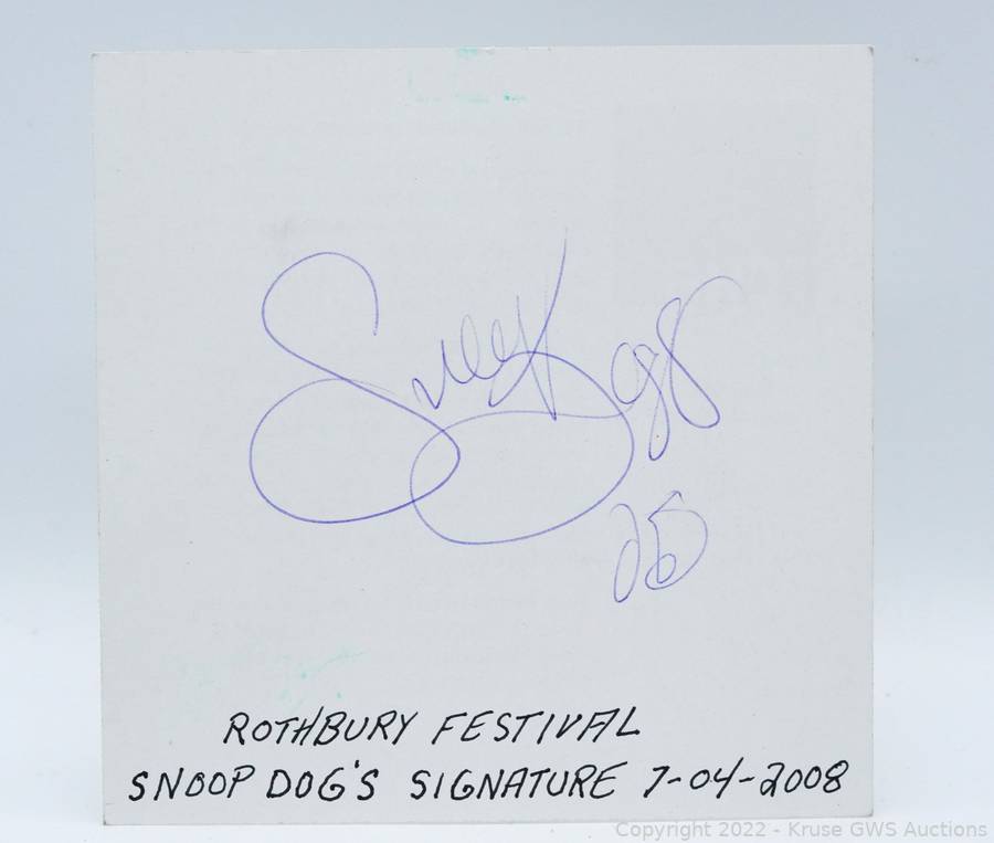 Snoop Dogg Autograph on 4.25