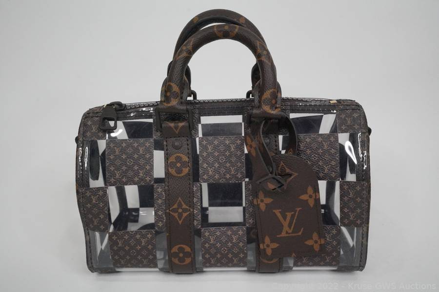 Sold at Auction: LOUIS VUITTON - MINI MICRO ESSENTIAL TRUNK BAG