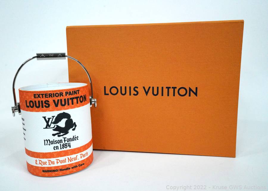 Vaundy VAWS Logo pochette 【Orange】 商品詳細ページ | Vaundy ONLINE STORE | 【VAWS premium ONLINE