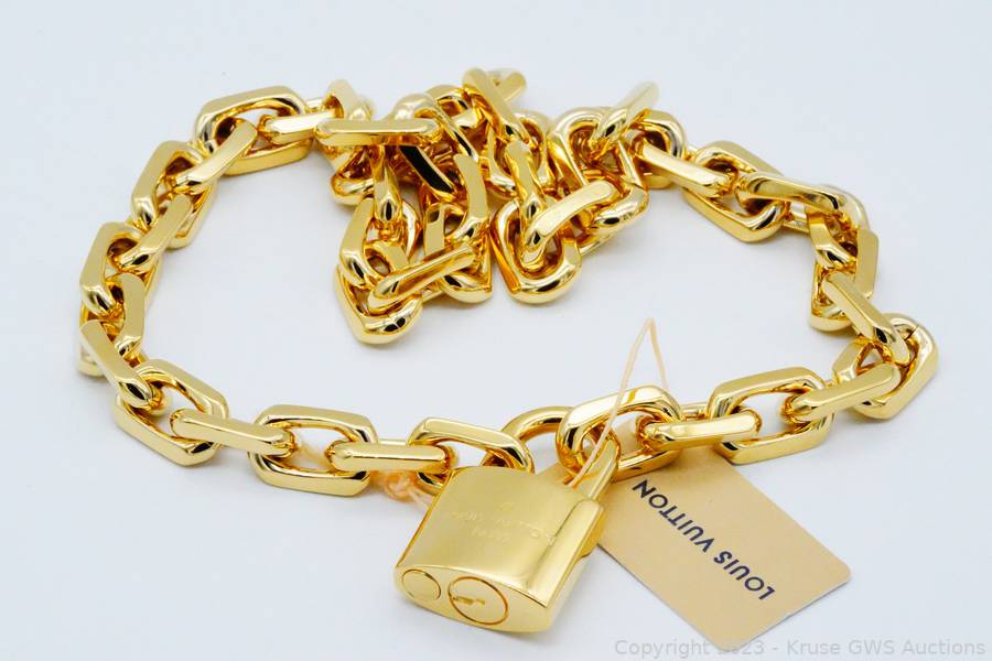 Louis Vuitton LV Edge Cadenas Necklace (Sold Out) Auction