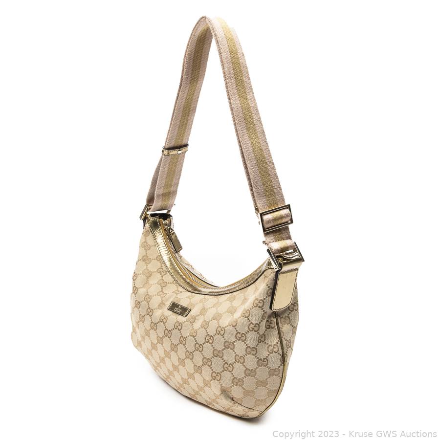 Lot - Gucci GG Hobo Shoulder Bag in Beige