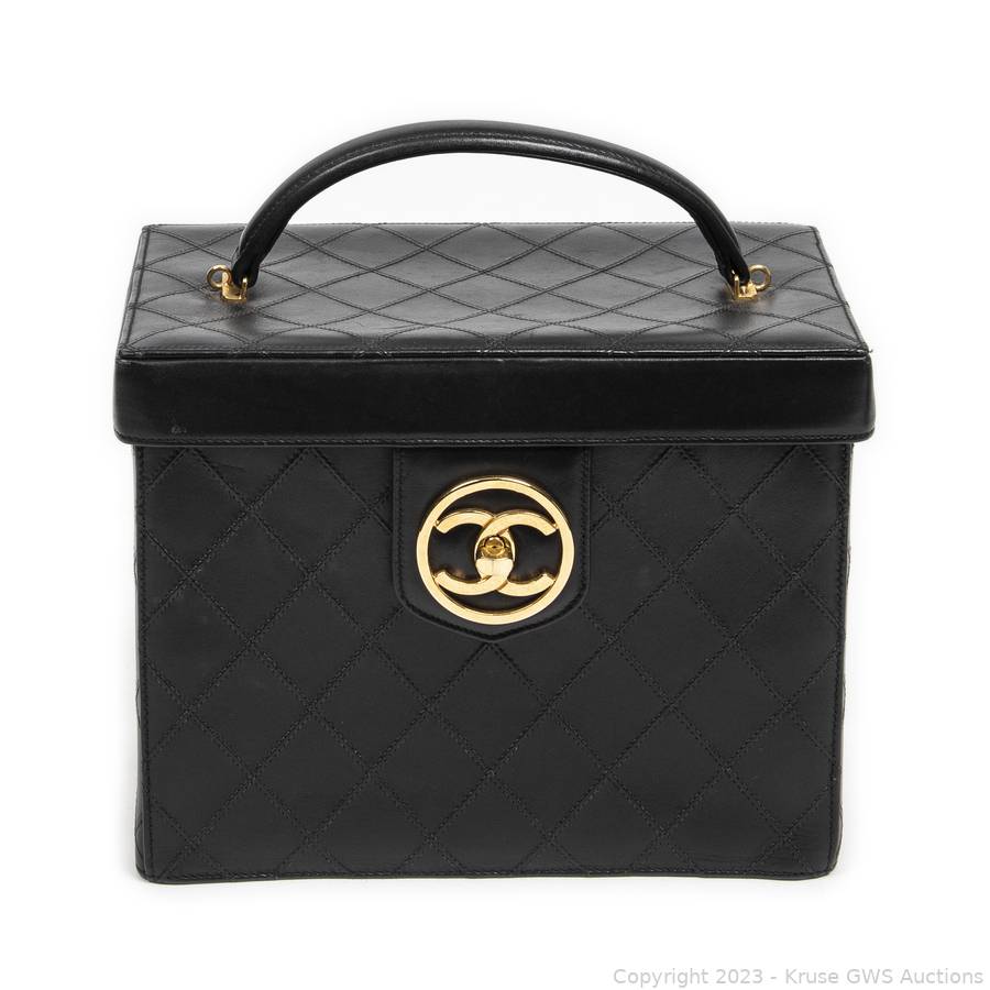Chanel Vintage Black Quilted Calfskin CC Logo Vanity Bag Auction