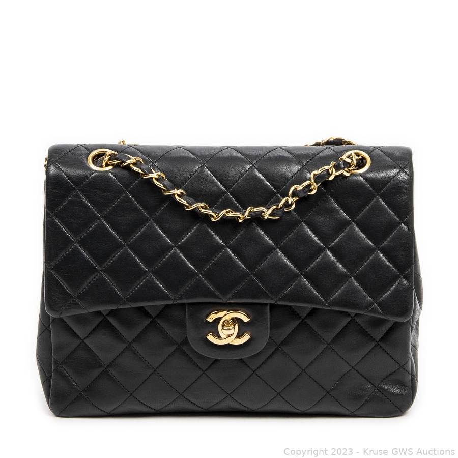 Chanel Vintage Tall Medium Classic Double Flap Auction