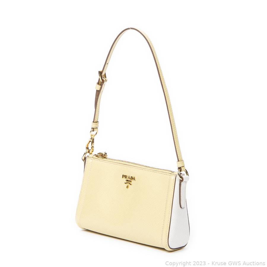 Prada saffiano clearance pochette