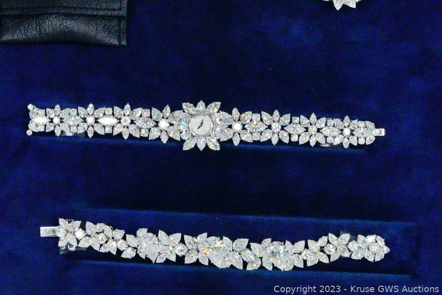 専用2点！非売品☆ハワイHARRY WINSTON Xmasチョコレート HARRY WINSTON - ハリーウィンストンチョコレート 非売品の通販
