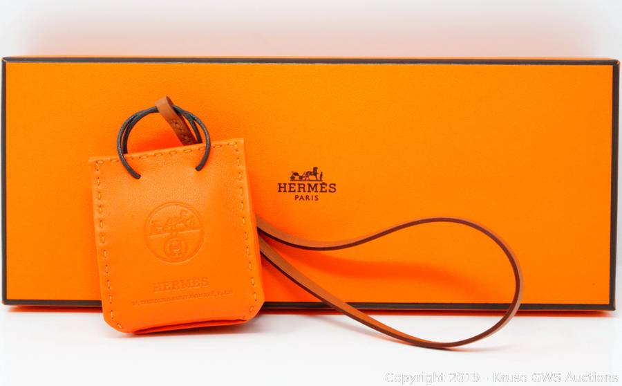 Hermès Feu Milo Lambskin And Gold Swift Orange Bag Charm Available For  Immediate Sale At Sotheby's