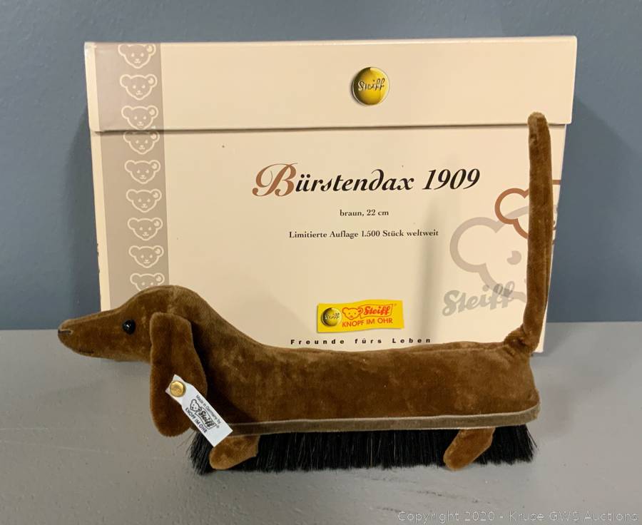 シュタイフ Steiff 400360 ブラシ・ダックス 1909 レプリカ 22cm
