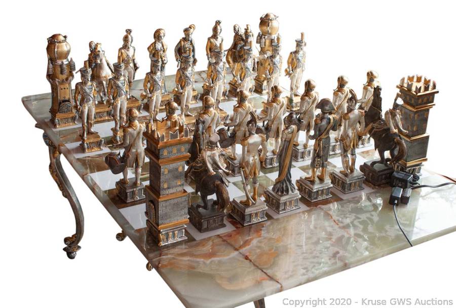 Carolingi XIV Chess Pieces  Chess pieces, Chess board, Medieval chess set