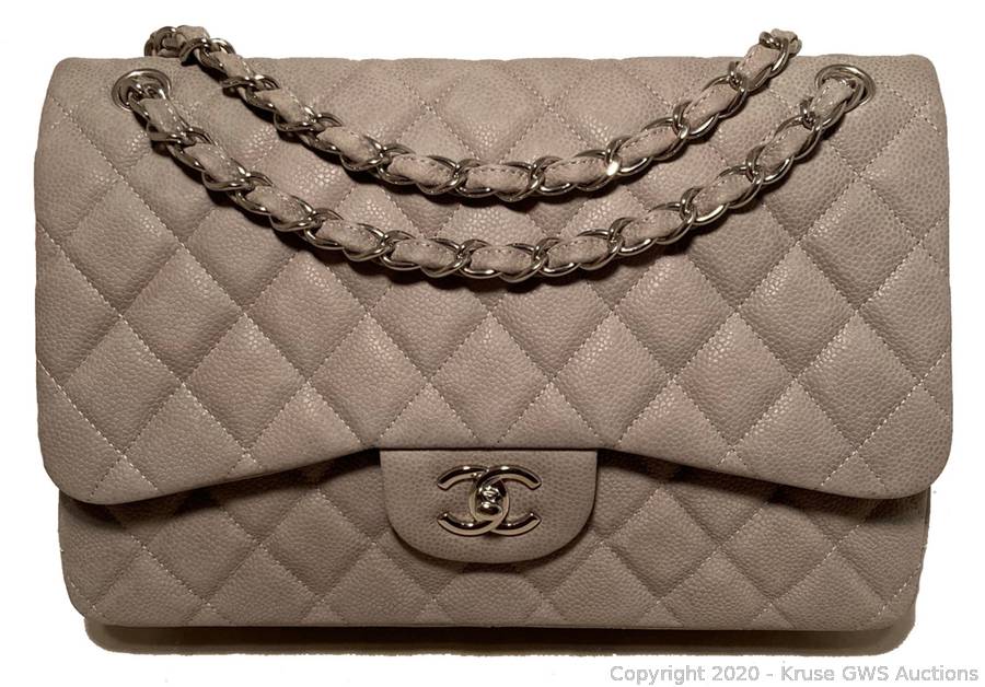 Chanel Handle 