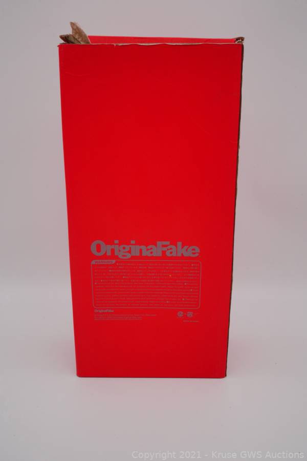 A*i様 【新品未使用】非売品 OriginalFake KAWS トランプ 赤