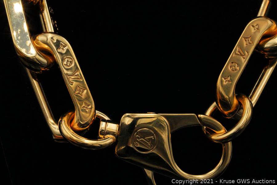 Sold at Auction: Louis Vuitton, Louis Vuitton Monogram Chain