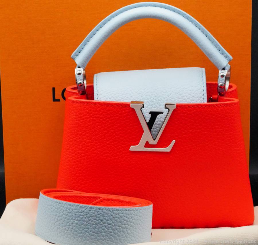 At Auction: Louis Vuitton, Louis Vuitton - New Capucines BB