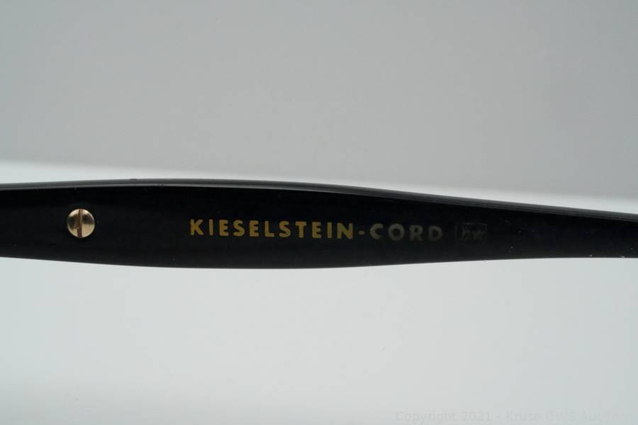 Kieselstein-Cord Le Frogg Sunglasses W/Gold Details Auction  display picture 1