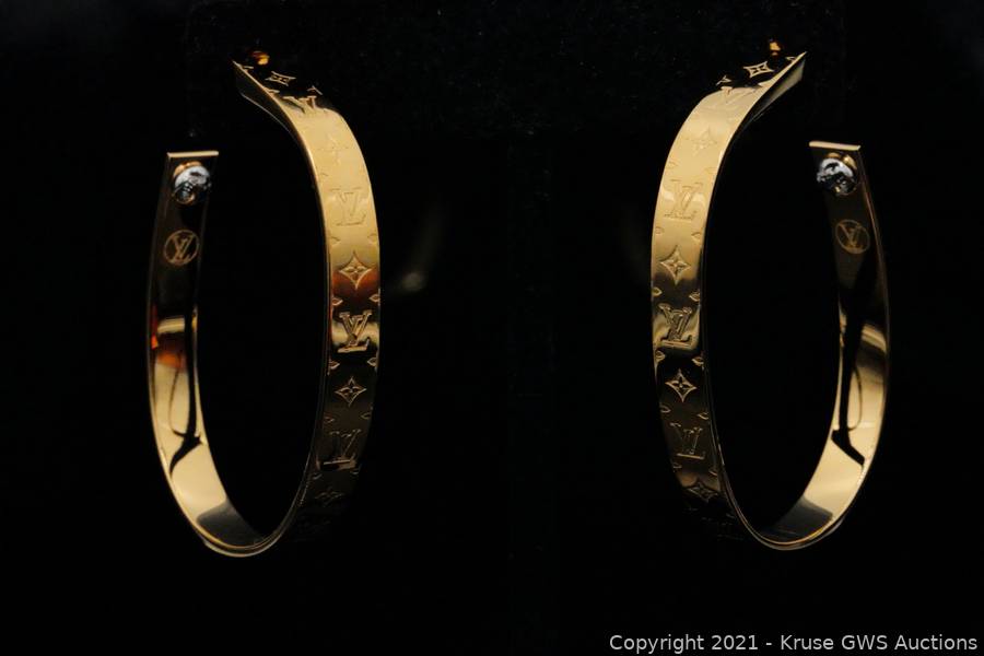Sold at Auction: Louis Vuitton, Louis Vuitton Nanogram Hoop Earrings (Never  Worn)