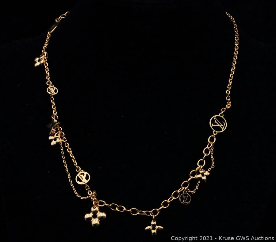 Louis Vuitton Rose Gold LV and V Supple Necklace - Yoogi's Closet