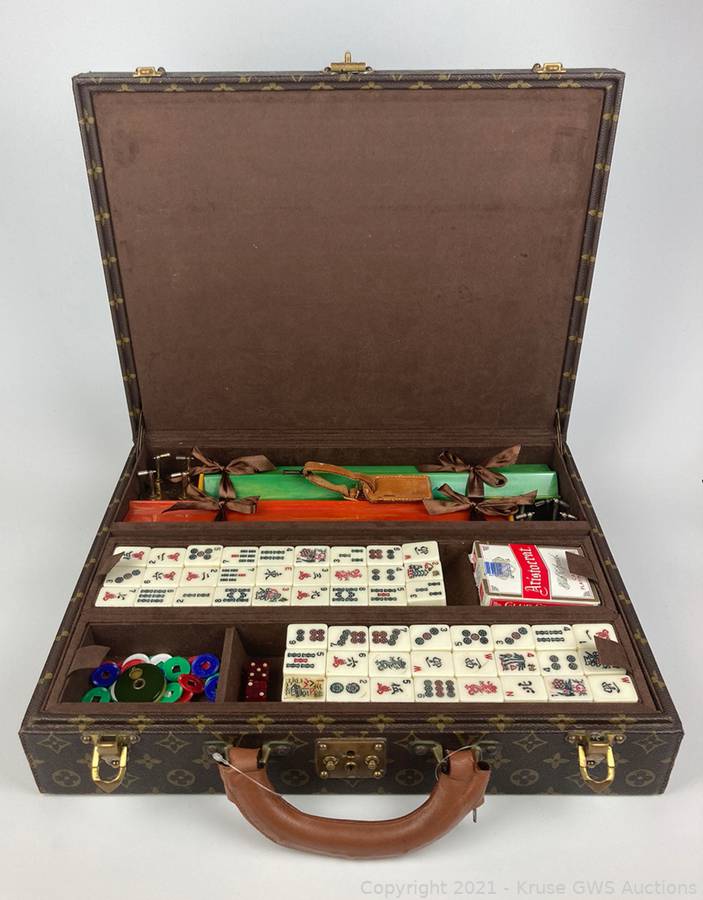 Sold at Auction: Louis Vuitton Vintage Monogram Canvas Mahjong Case