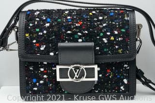 Sold at Auction: Louis Vuitton, Louis Vuitton - LV Pop Mini