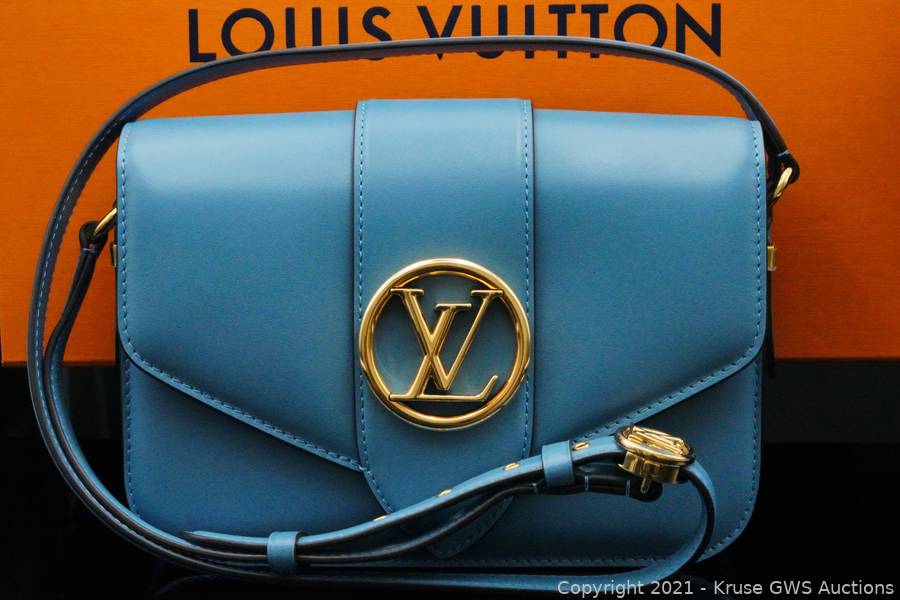 Discover the New LOUIS VUITTON Bag - LV Pont 9