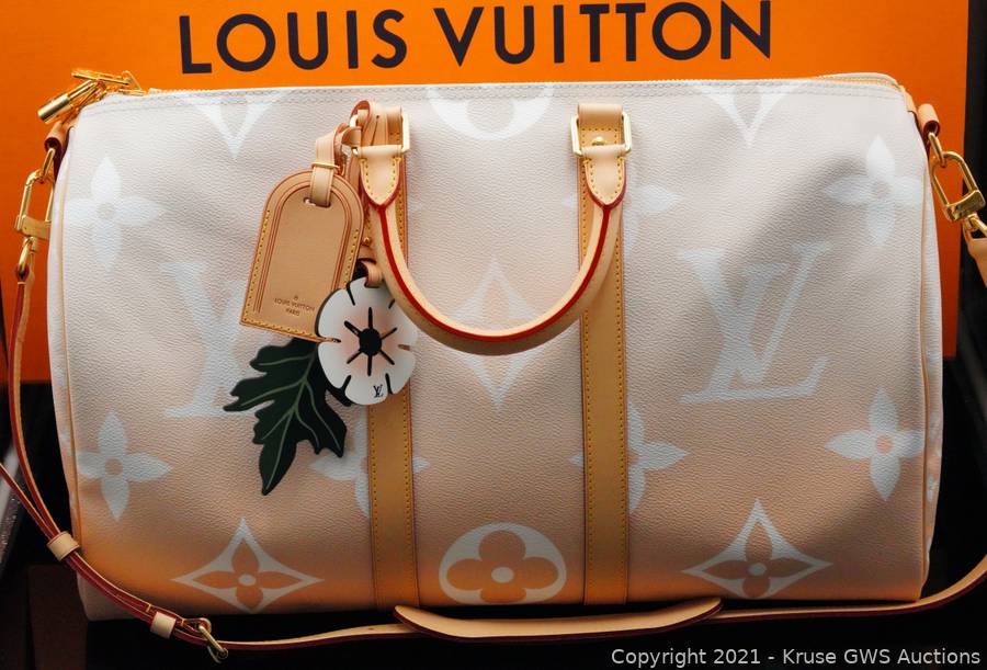 Sold at Auction: Louis Vuitton, Louis Vuitton LV Keepall
