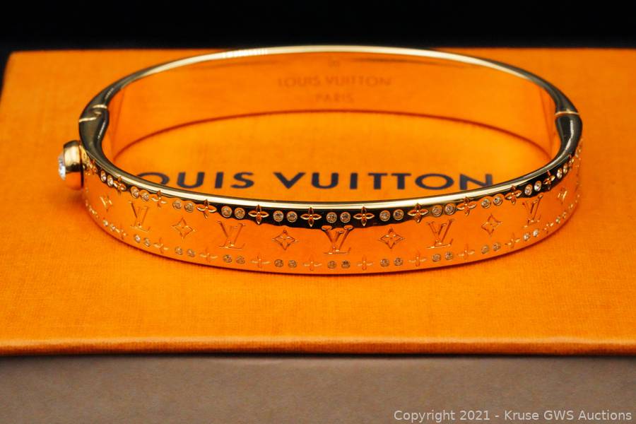 Sold at Auction: Louis Vuitton, Louis Vuitton Nanogram Strass
