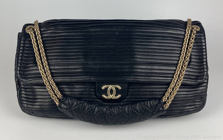 Chanel Round Flap Bag Shoulder Bag Auction