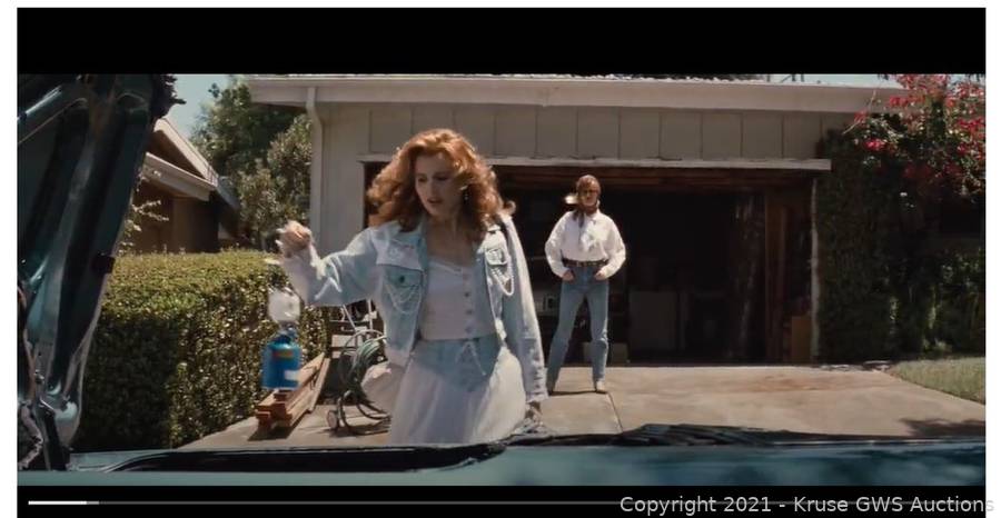 Sold at Auction: Thelma & Louise, THELMA & LOUISE In-Person