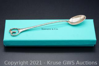 Elsa Peretti® Eternal Circle feeding spoon in sterling silver.
