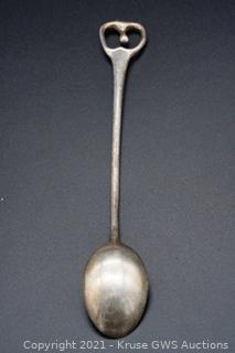 Elsa Peretti® Apple feeding spoon in sterling silver.